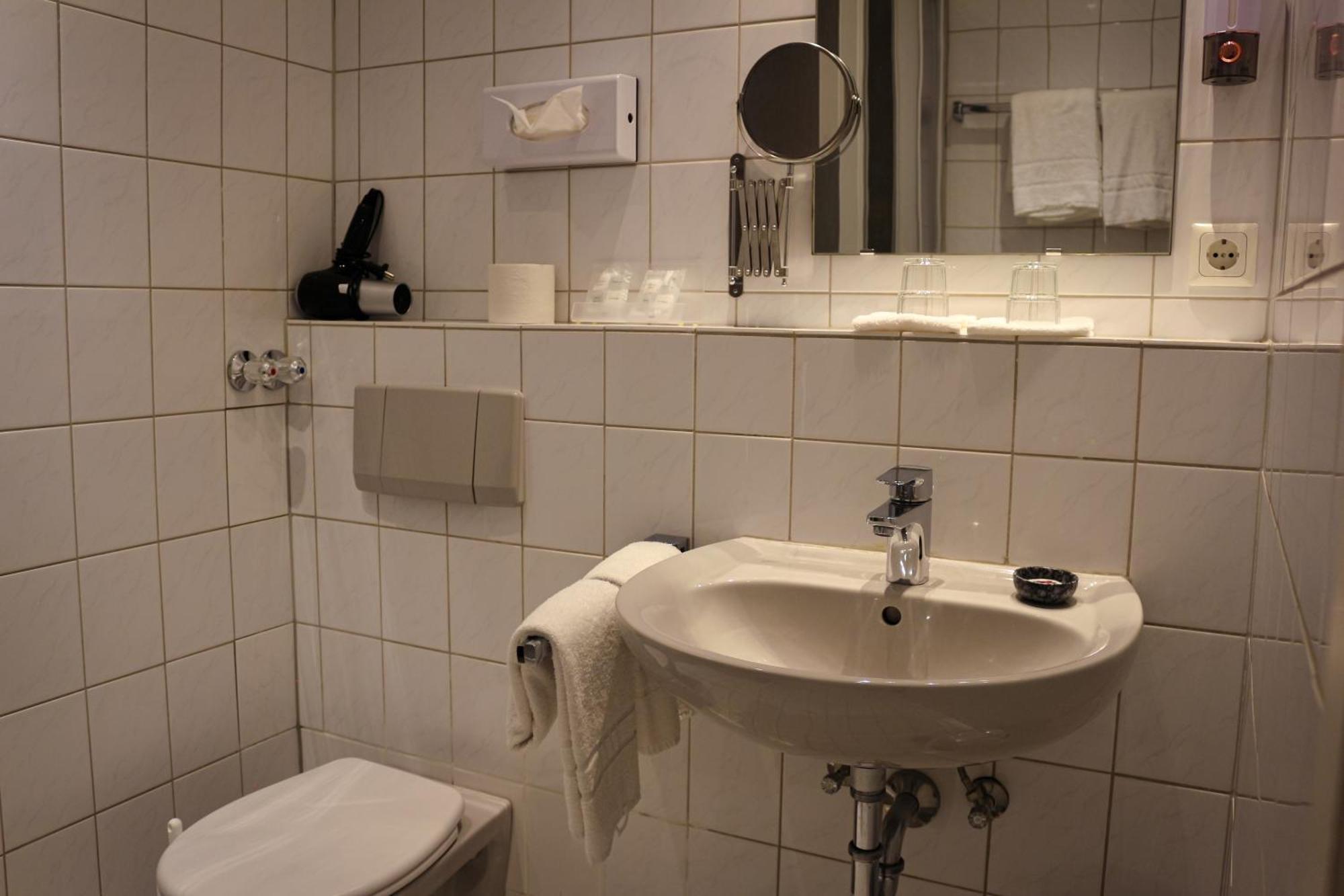 Rheinhotel Schulz 엉컬 외부 사진